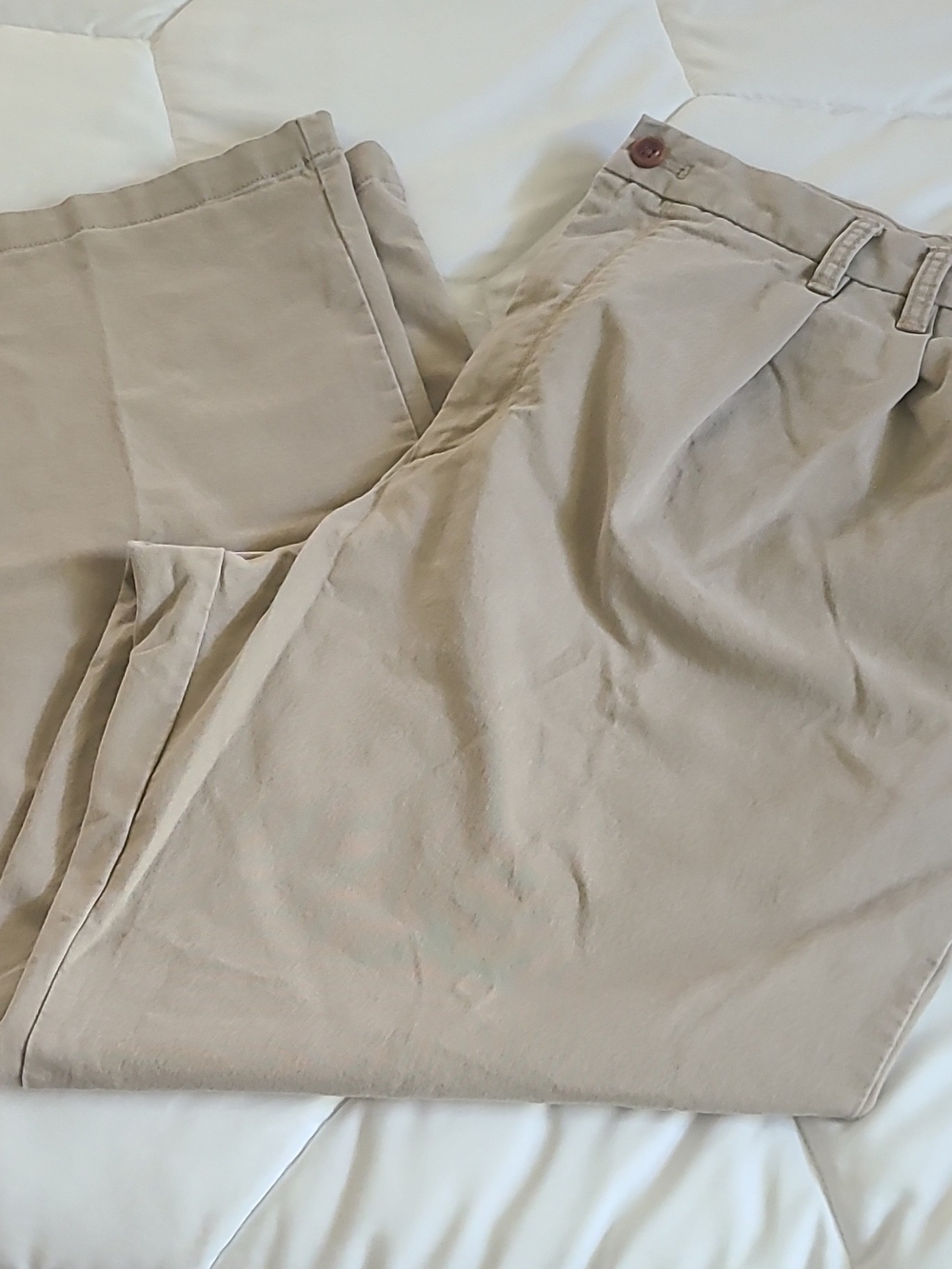 Izod Men's Pleated Chino Pants - Tan 46x32